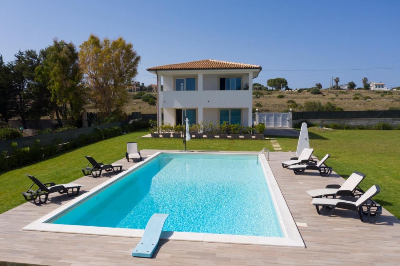 Villa Zaffiro Syrakusa Exteriör bild